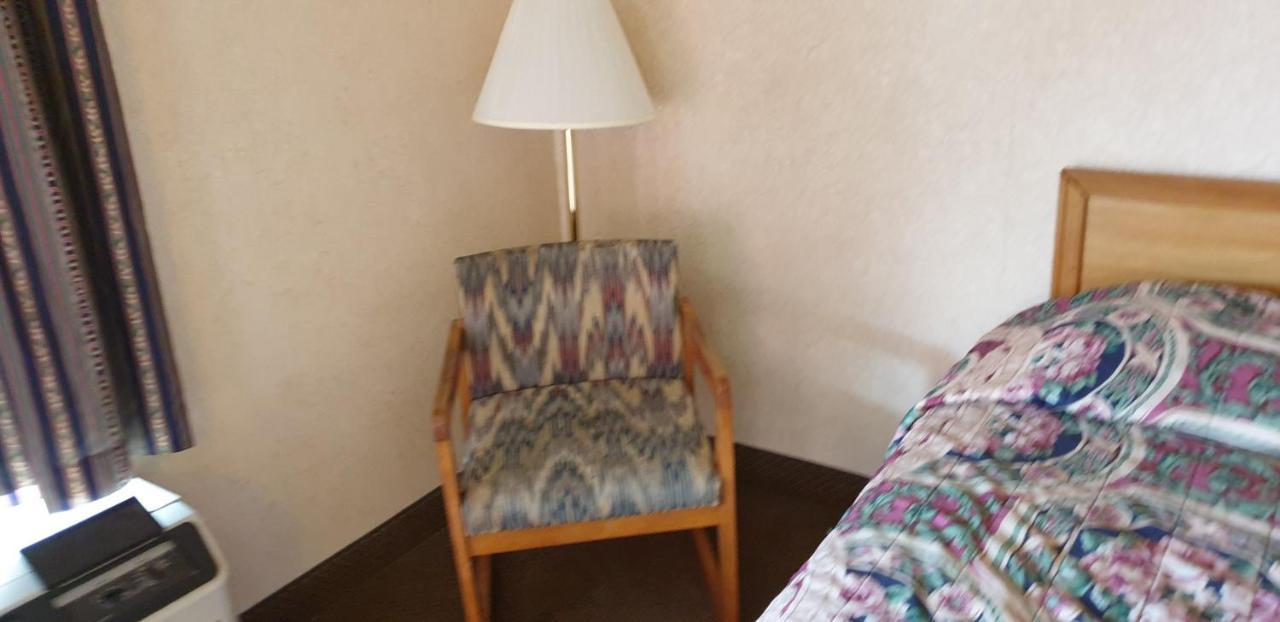 Executive Inn Kershaw Ngoại thất bức ảnh